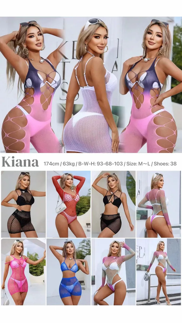 Model comp card 54